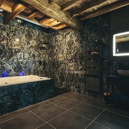 Le Duplex De L'etoile Cinéma Jacuzzi Et Sauna Privatif Apartamento Longmesnil